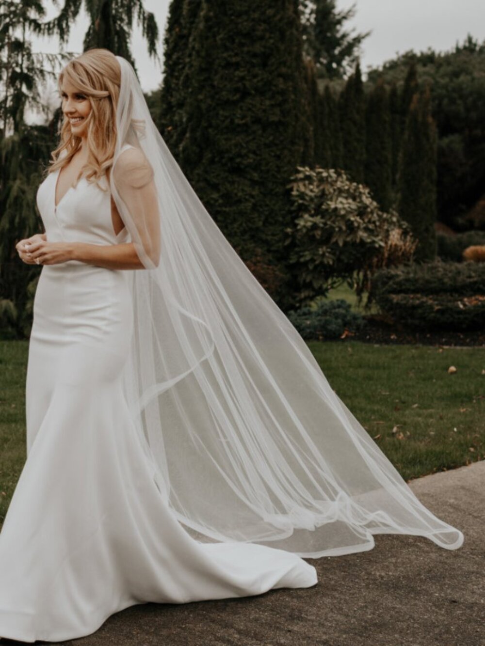 Chapel length Sara Gabriel Julianne wedding veil